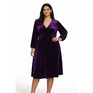 London Times Woman Size 1X Purple Velvet A-Line Stretch Cocktail Party Dress